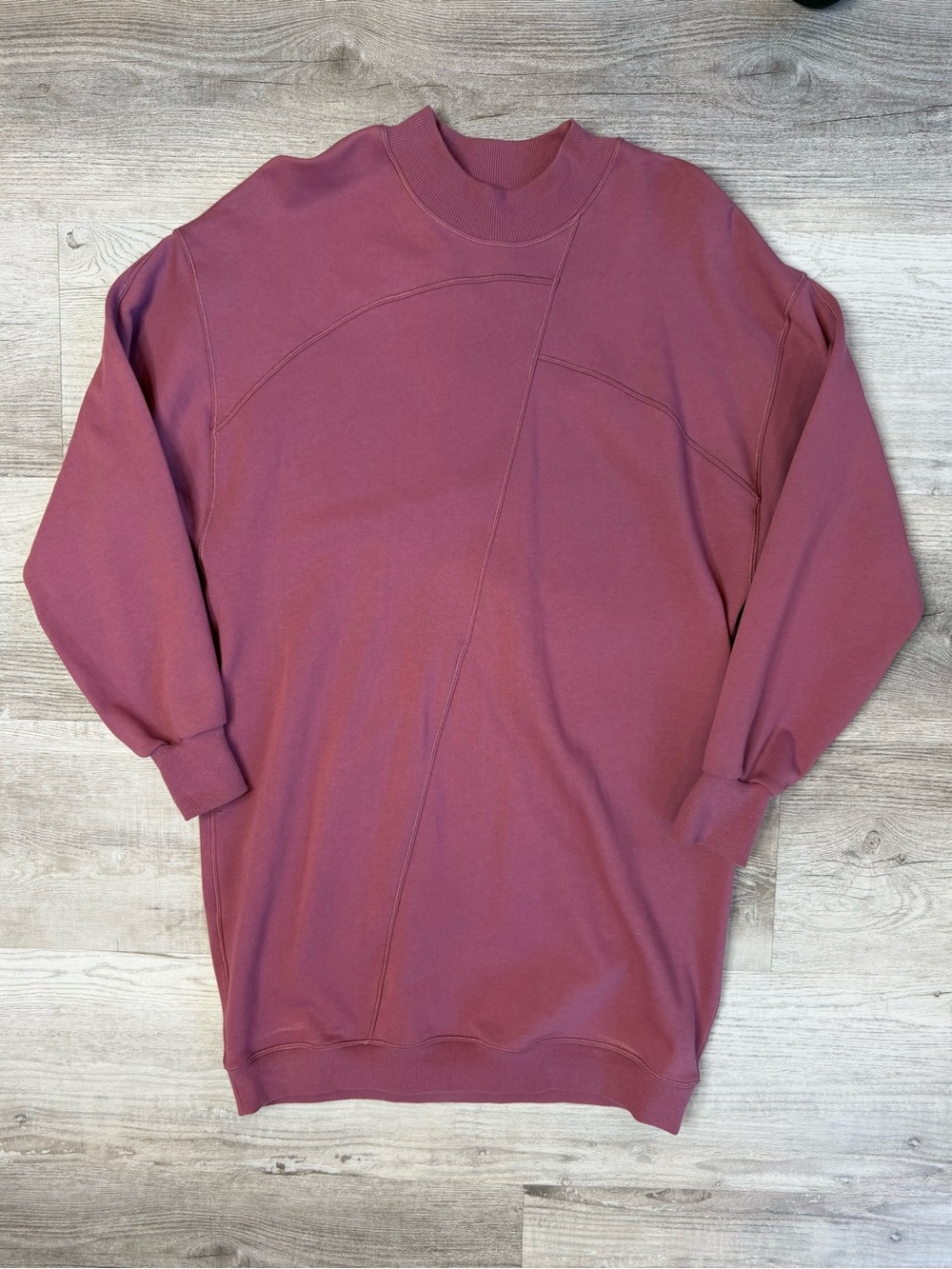 Lululemon Broken Beats Sweater Dress
Plumful Women’s size S W1BUTS